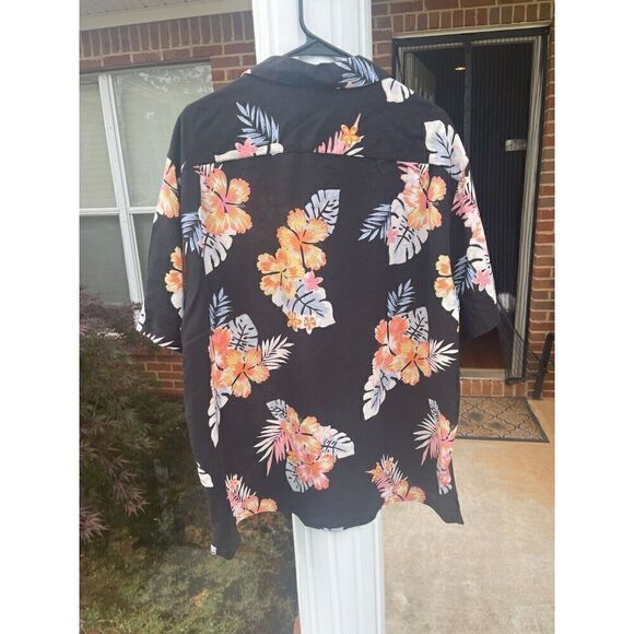 Caribbean Button-Up Shirt Men's Size XL Black Floral Silk Blend Short Sleeves - Picture 2 of 8